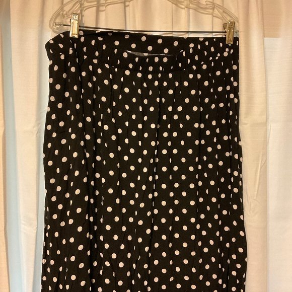 Torrid Black Polka Dot Challis Wrap Skirt 3 White New NWT Hi-Lo Hem Ruffle Trim - Picture 6 of 10